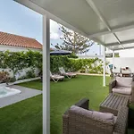 Palmera Willa
